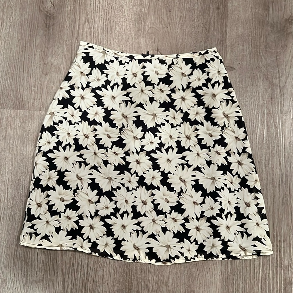 Skirt Size 3